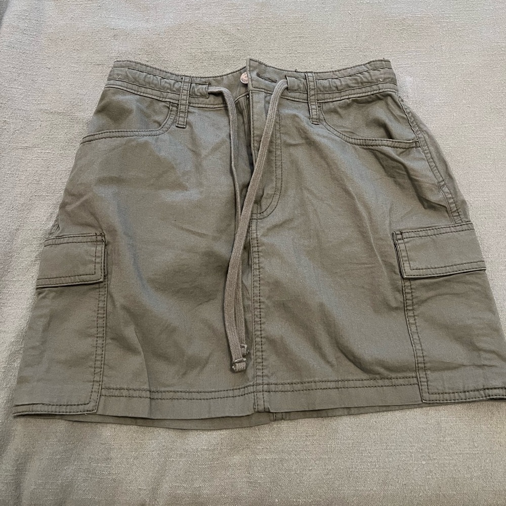Hollister cargo skirt